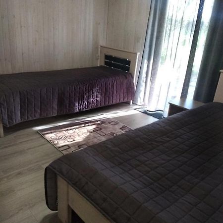 Nikol Hotel Свитяз Екстериор снимка